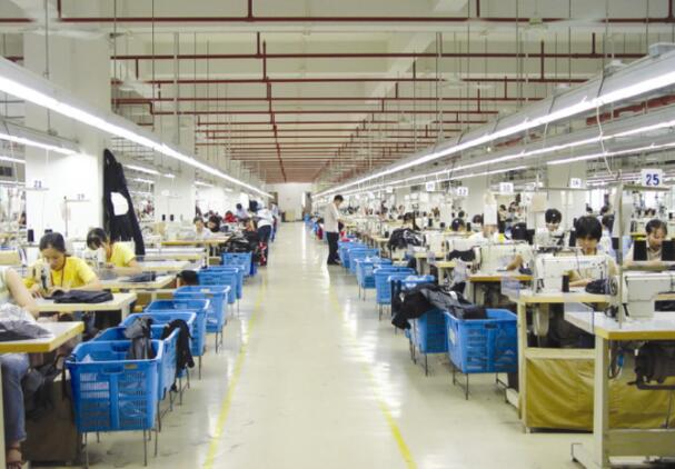 定做西裝在附近哪里（服裝定制廠家西裝）