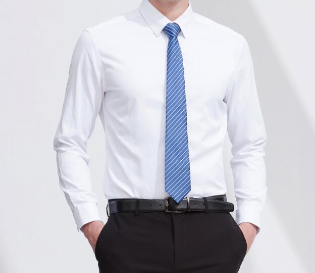 職業襯衫搭配什么下裝