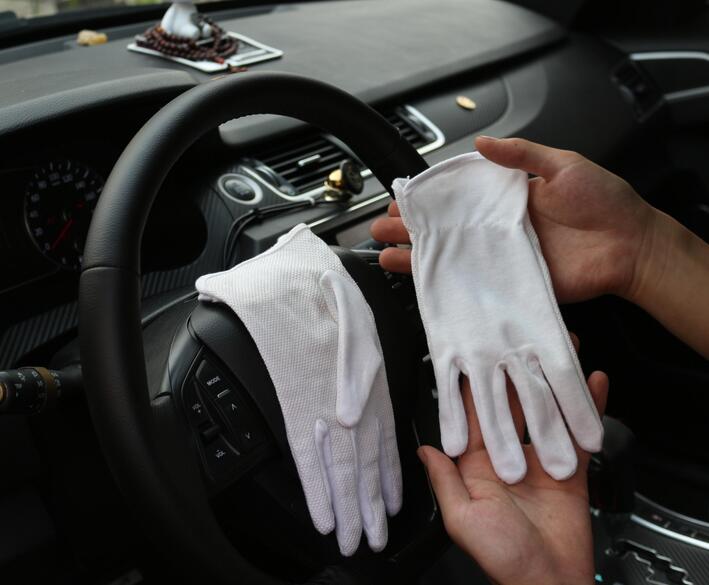 商務(wù)司機(jī)儀容儀表要求